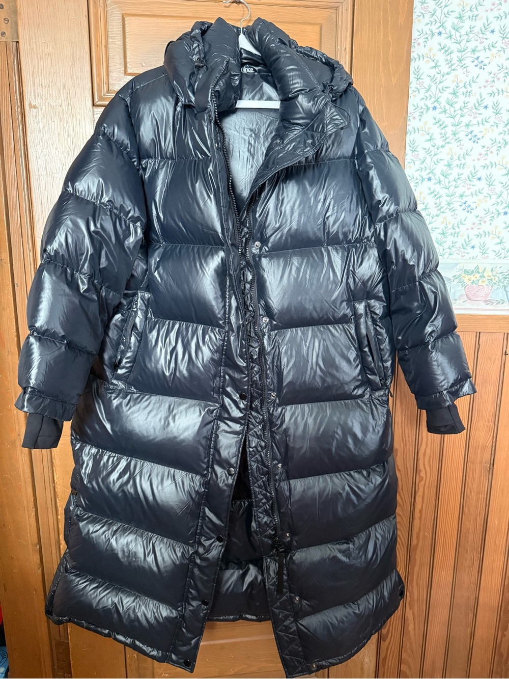 Women's Long Puffer Coat - Black